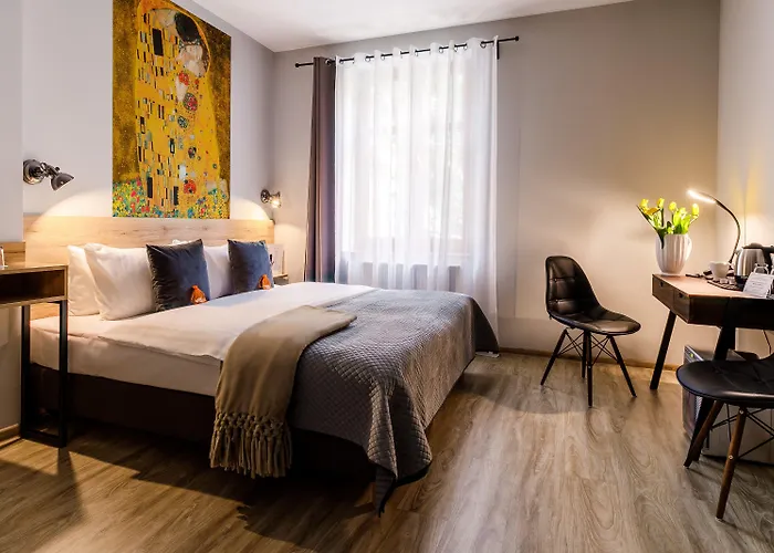 Art & Garden Aparthotel 4*