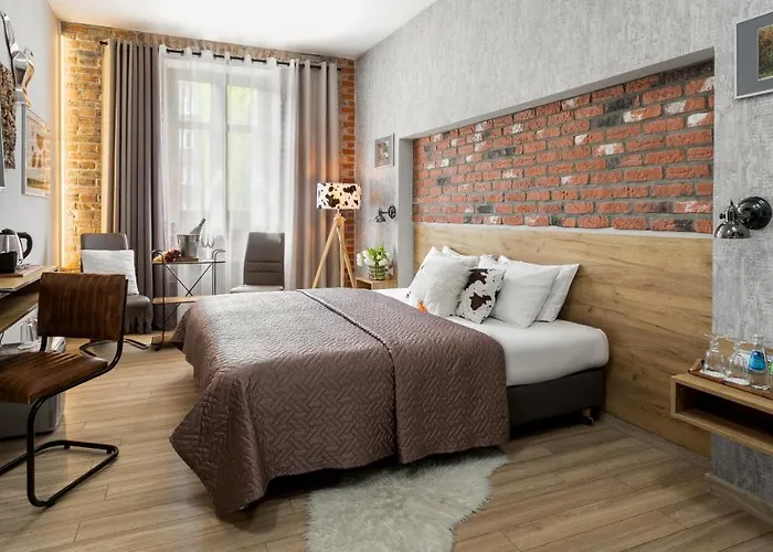 Aparthotel Art & Garden 4*