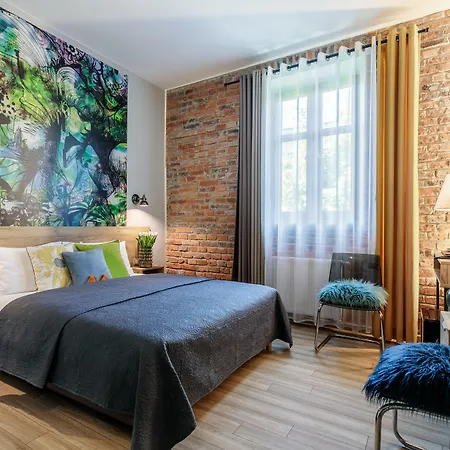 アパートホテル アート＆ガーデン レジデンス