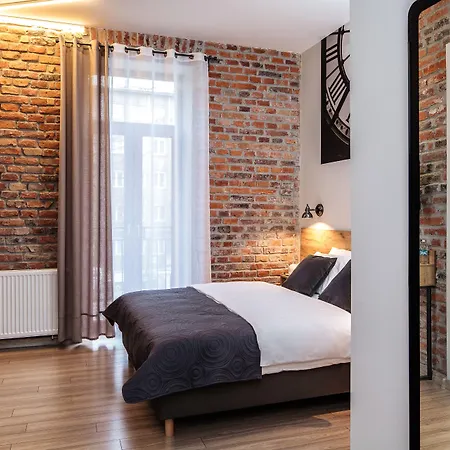 アート＆ガーデン レジデンス アパートホテル クラクフ