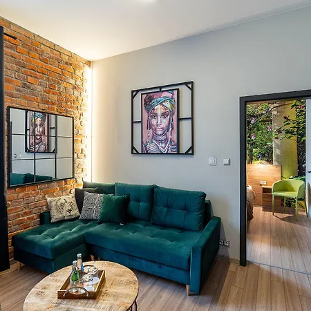 アート＆ガーデン レジデンス アパートホテル