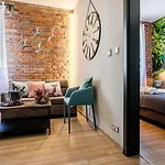 Art & Garden